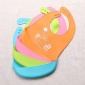 OEM硅胶围兜饭兜 宝宝防水皮兜 幼儿印花图案动物纯色围嘴